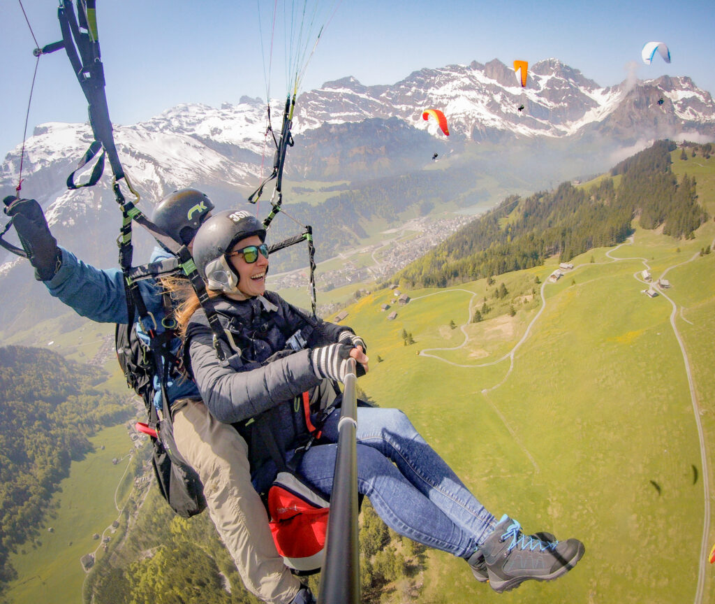 Paragliding Tandemflight around Titlis Engelberg